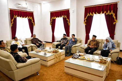 Bupati Sumedang Dony Ahmad Munir menerima audiensi Kementerian Agama di Ruang Tamu Bupati PPS Lantai 2.Dok-Diskominfosanditik Sumedang