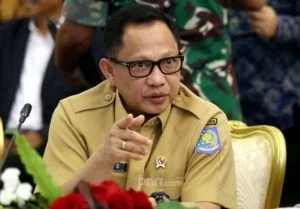 Mendagri Peringatkan Kepala Daerah: Jangan "Flexing", Situasinya Sensitif