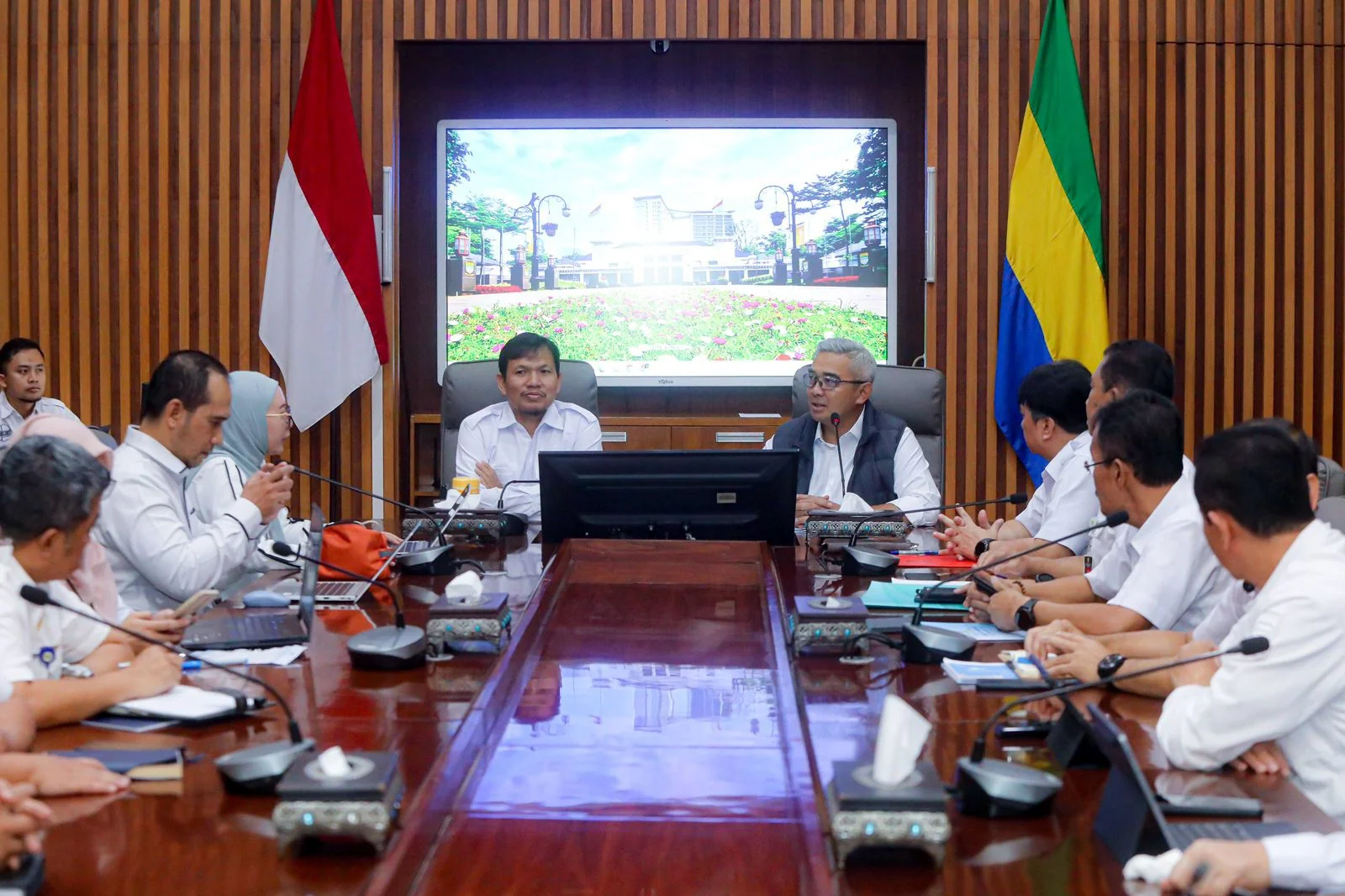 Pemkot Bandung memperkuat upaya pencegahan korupsi melalui koordinasi dengan Komisi Pemberantasan Korupsi.Dok-Diskominfo Kota Bandung