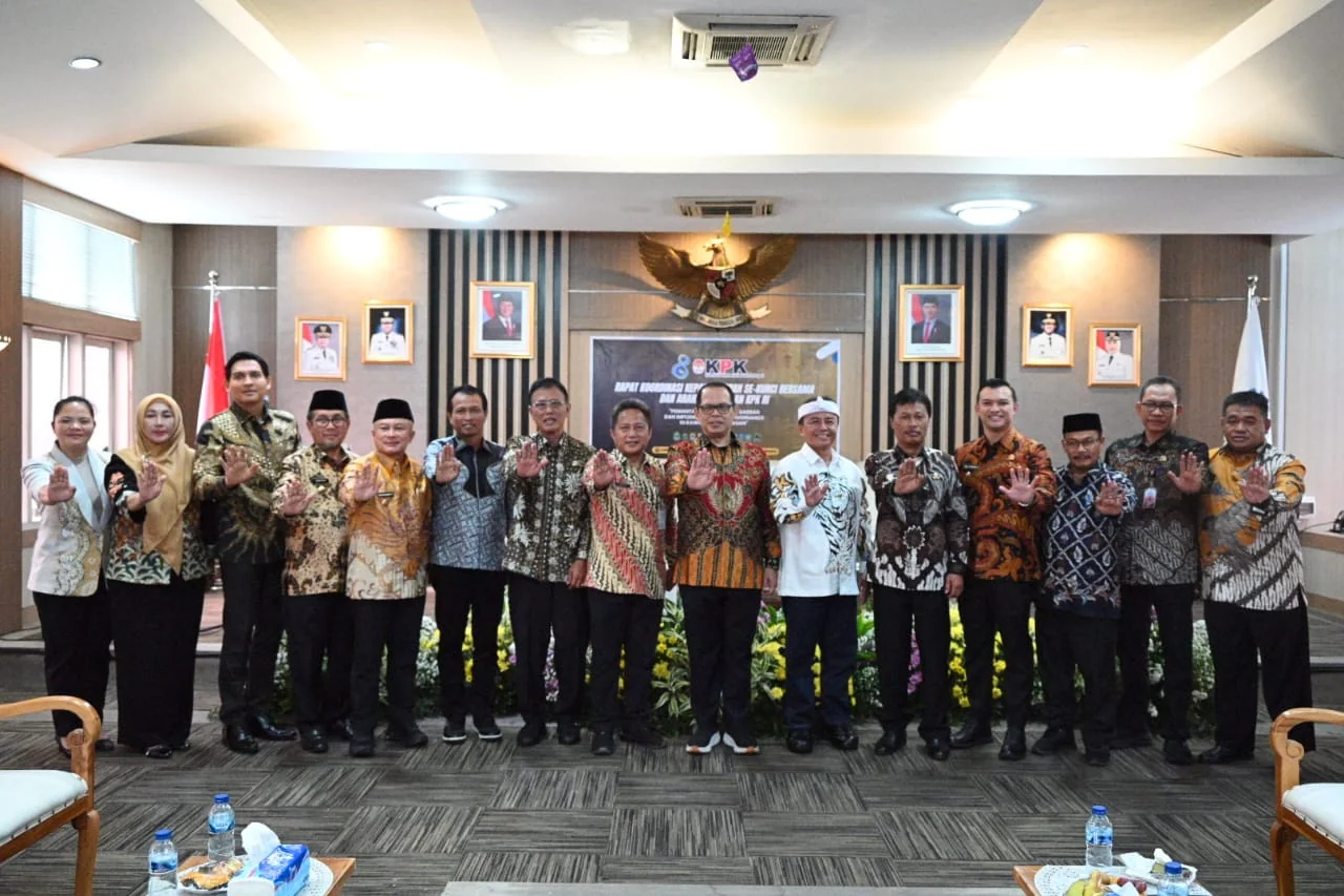 Wakil Ketua KPK RI, Agus Joko Pramono, yang memberikan arahan langsung terkait penguatan tata kelola pemerintahan yang bersih dan bebas dari korupsi.Ist
