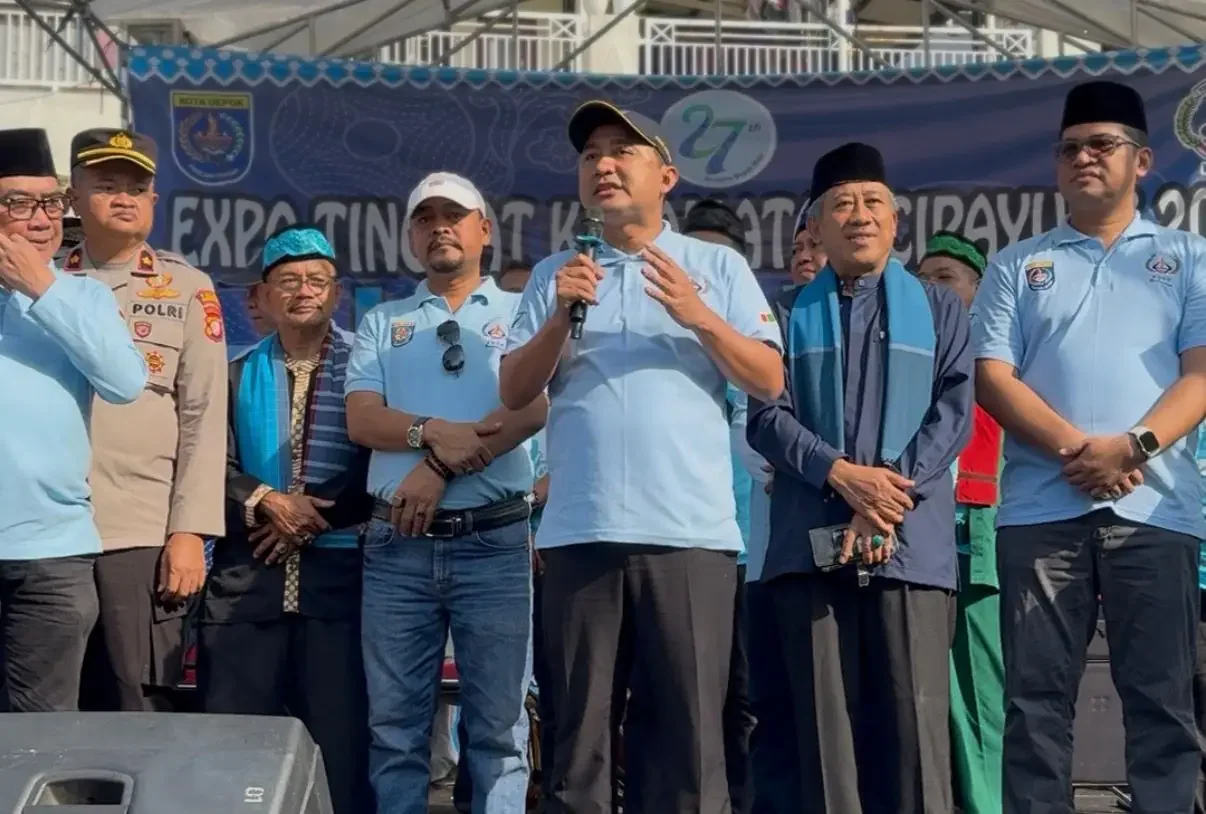 Wakil Wali Kota (Wawalkot) Depok, Chandra Rahmansyah, membuka kegiatan Lebaran Depok 2026 di Pondok Jaya, Kecamatan Cipayung, Selasa (05/05/26). (Foto:Diskominfo)