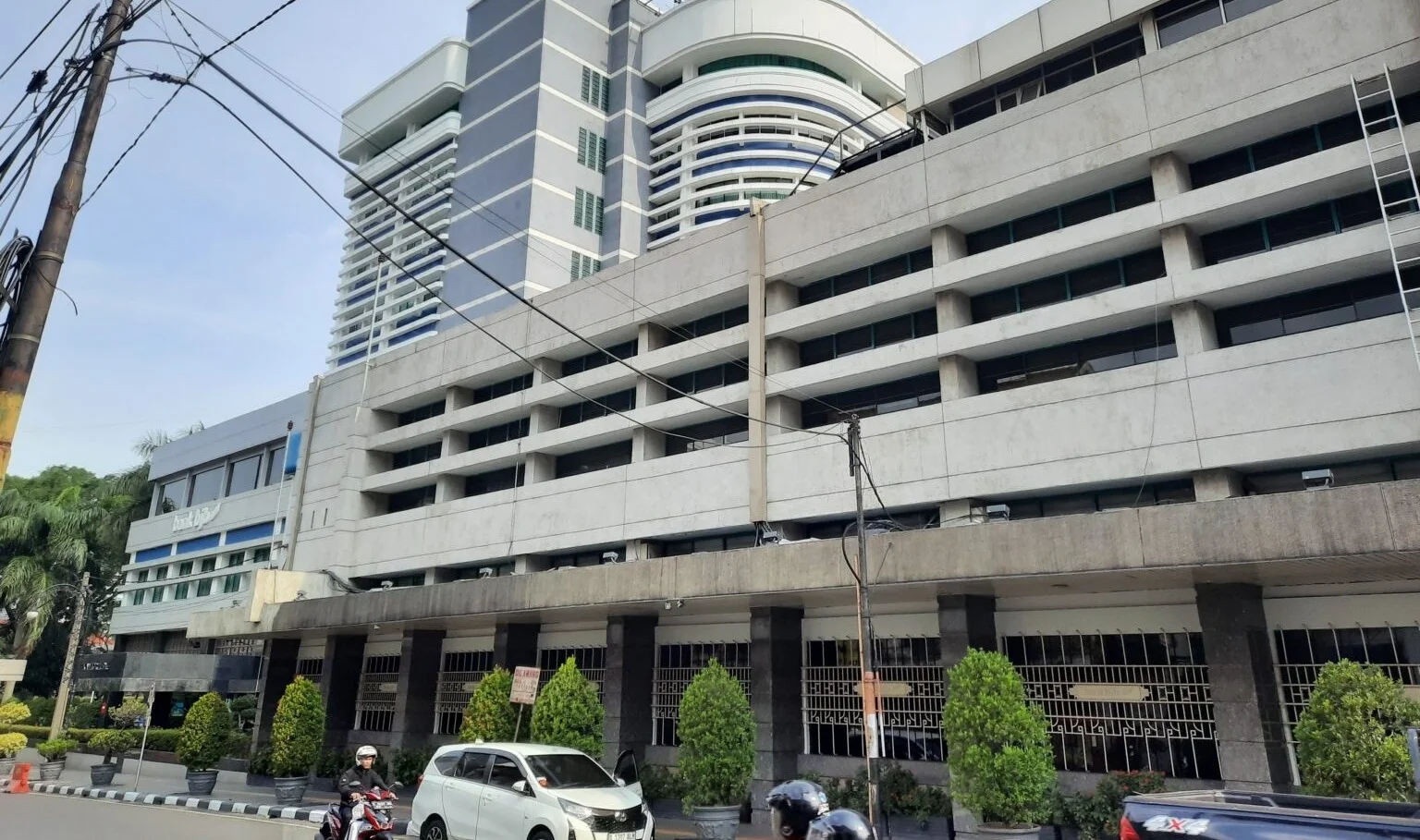 Kantor Pusat Bank BJB, Jalan Naripan, Kota Bandung. (dok ft KabarSunda)