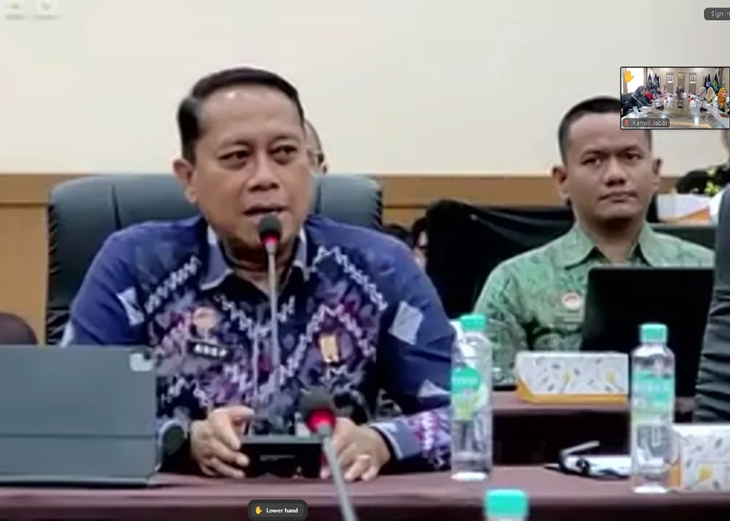 Kepala Kantor Wilayah Kemenkum Jabar Asep Sutandar menghadiri secara langsung jalannya kegiatan yang dipimpin oleh Kepala BPHN Min Usihen.Dok-Humas Kemenkum Jabar