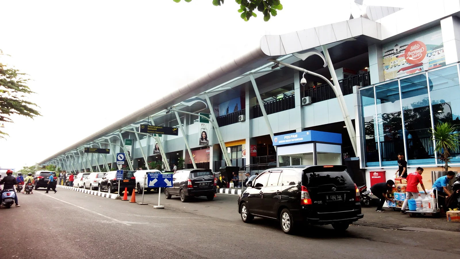 Penerbangan komersil akan kembali dilakukan di Bandara Husein Sastranegara, Kota Bandung.
