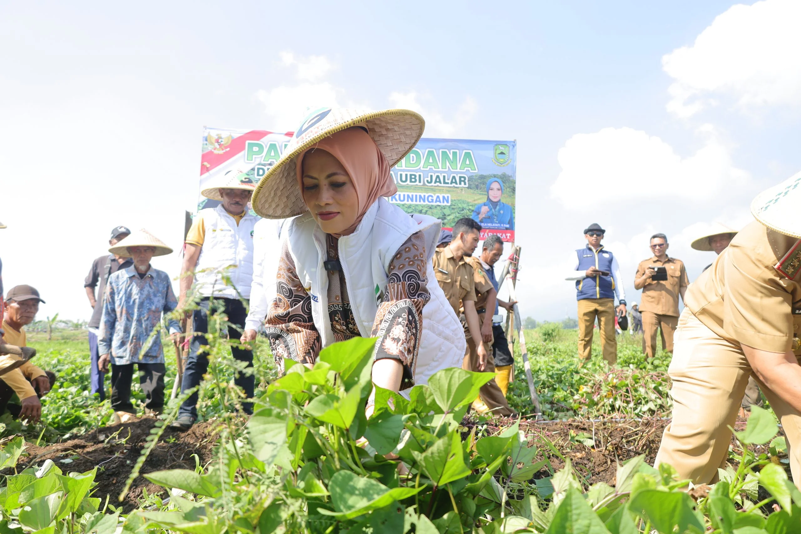 Bunda Ela mengajak seluruh pihak untuk terus bersinergi dalam mewujudkan kemandirian pangan dan kesejahteraan masyarakat Kuningan.Ist