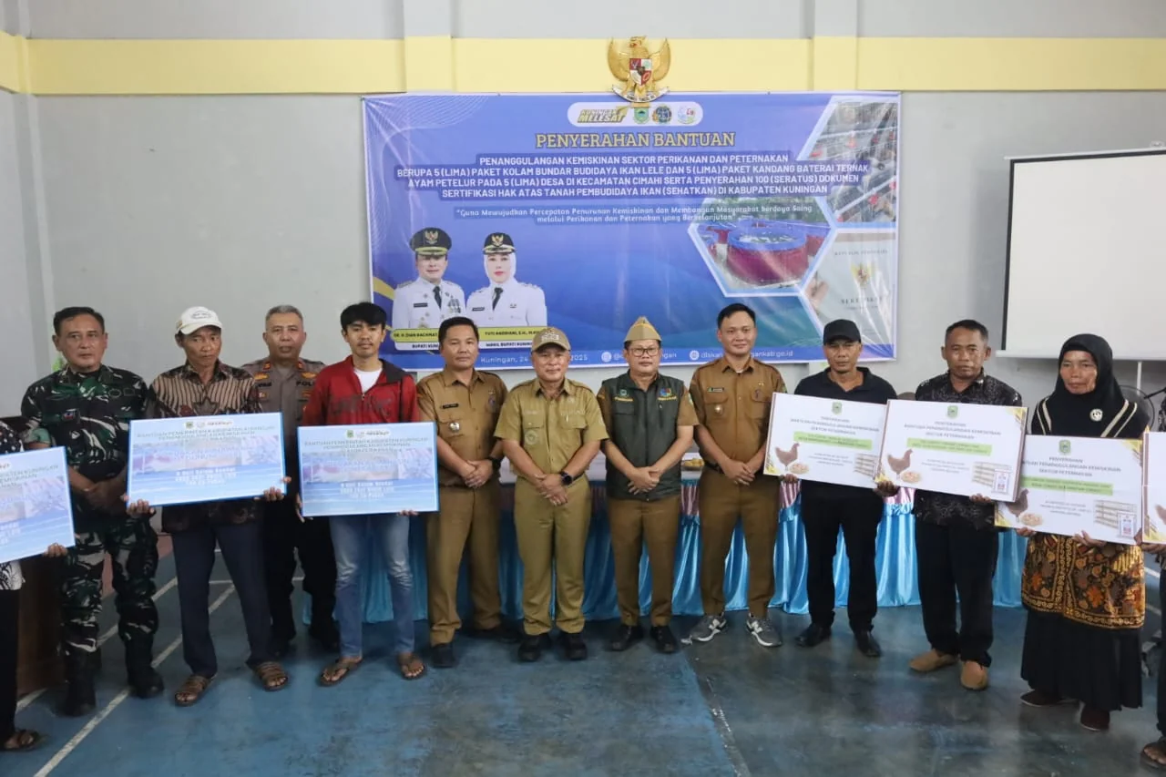 Bupati Kuningan Dr. H. Dian Rachmat Yanuar, M.Si. menegaskan bahwa penanggulangan kemiskinan harus ditempuh melalui pemberdayaan yang mendorong kemandirian, bukan sekadar bantuan sosial.Dok-Diskomimfo