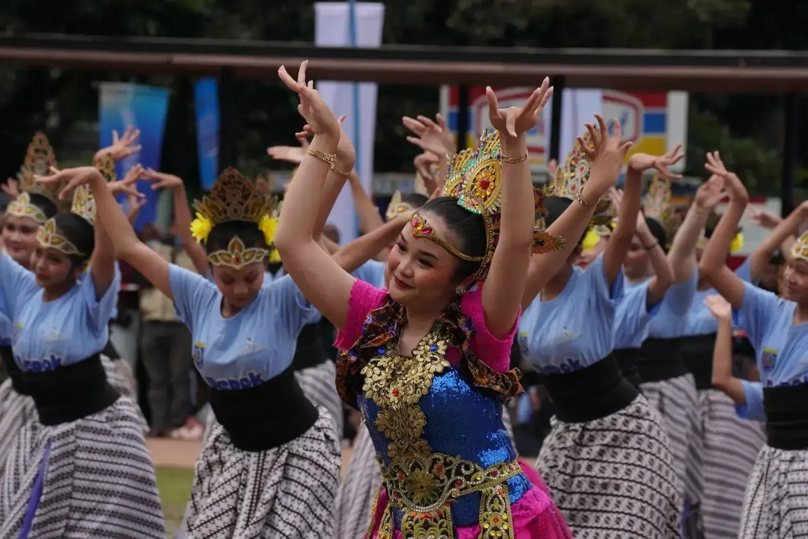 Serempak Bawakan Tarian Khas Daerah Nusantara.Ist
