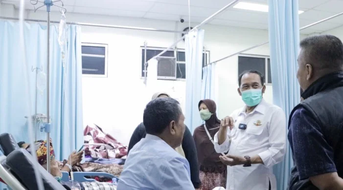 Wali Kota Cimahi Ngamuk di RSUD Cibabat: Semprot Pegawai, Tuntut Pembenahan Direksi