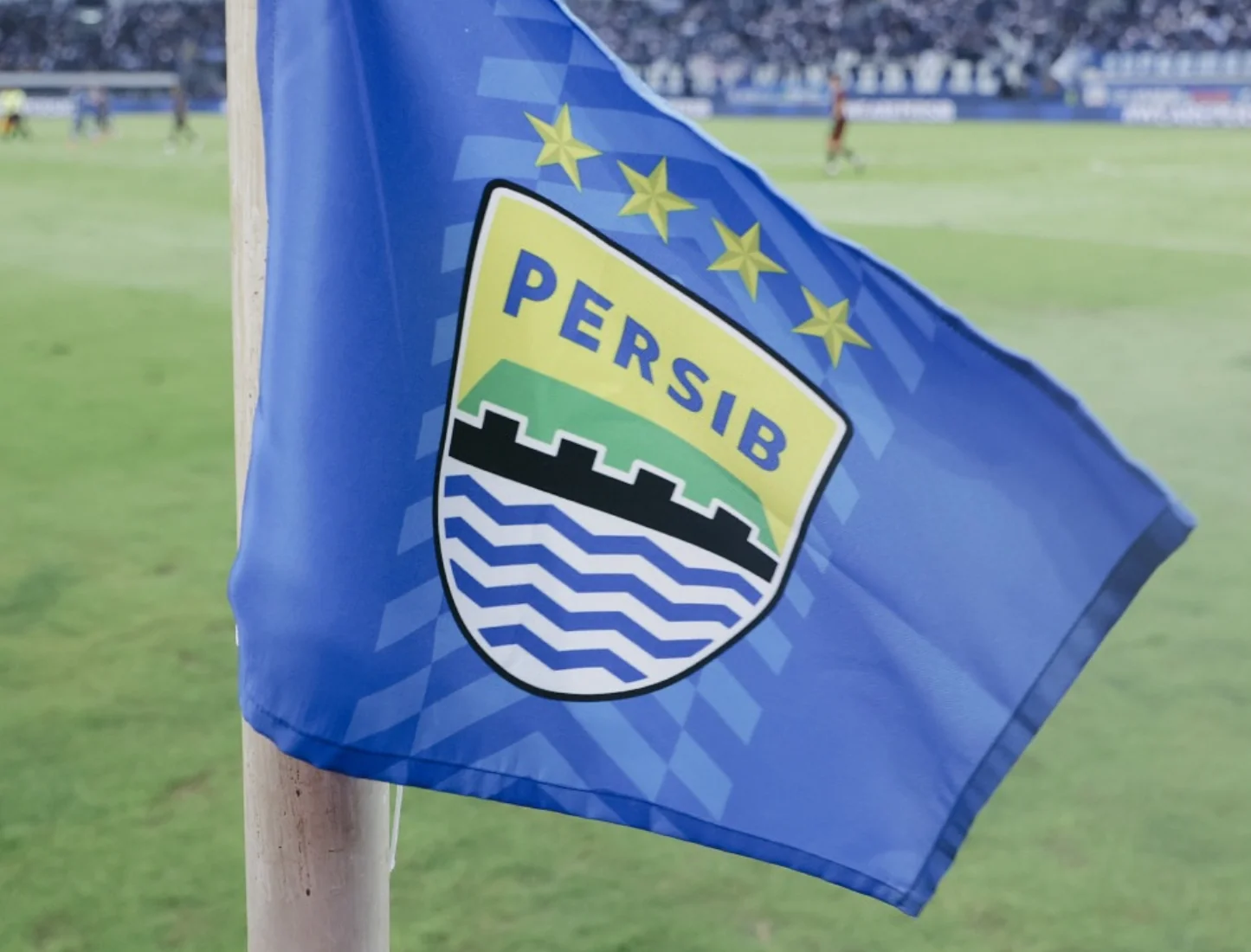 Jadwal Liga 1 pekan ke-7 digelar 25–28 September 2025. Sorotan utama ada pada laga Persib Bandung vs Persita Tangerang, Sabtu (27/9) malam. (Instagram/@persib)