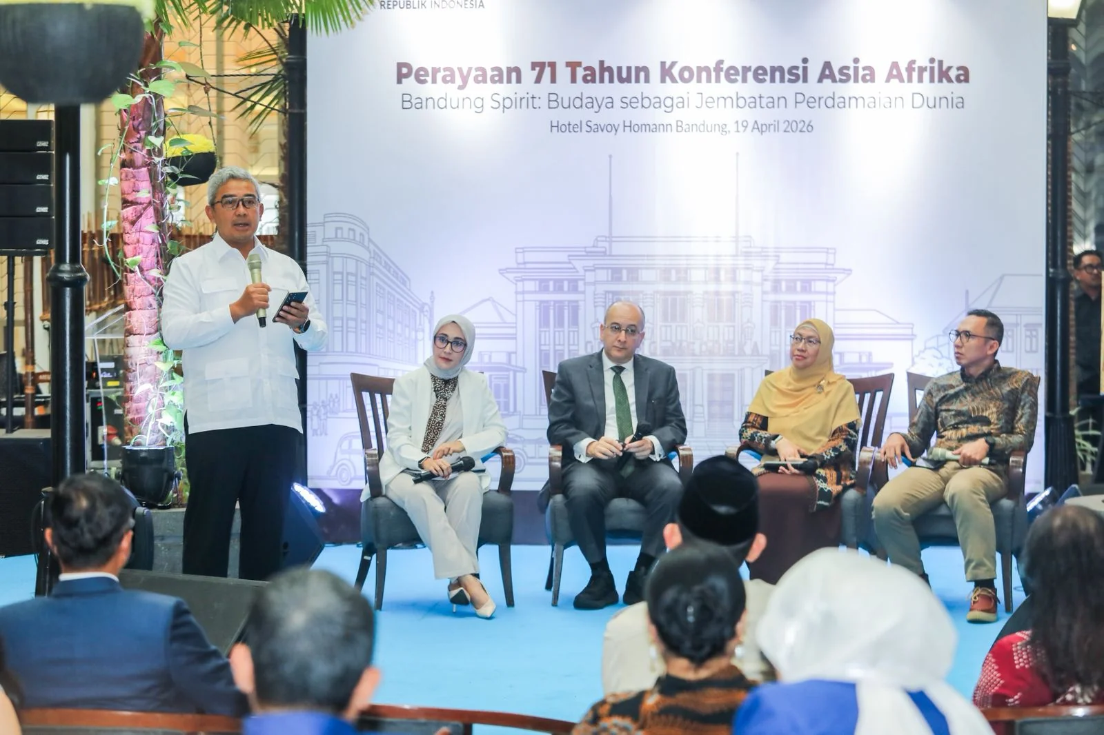 Wali Kota Bandung, Muhammad Farhan menyatakan komitmen Pemkot Bandung untuk mengangkat kembali kawasan Asia Afrika sebagai pusat sejarah dunia.Dok-Diskominfo Kota Bandung