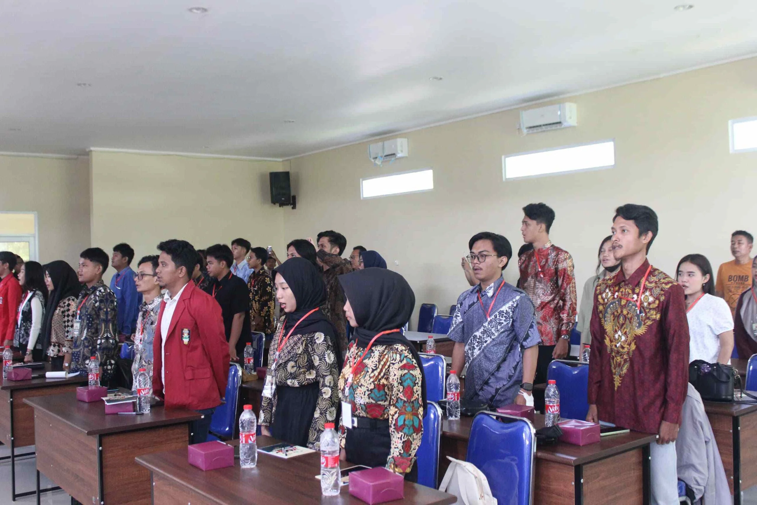 Forum Kerukunan Umat Beragama (FKUB) Kabupaten Bekasi menggelar kegiatan Kongsi Banda (Kongko Toleransi Bareng Anak Muda) di Aula Kantor FKUB Kabupaten Bekasi, Sabtu (13/9/2025).Ist