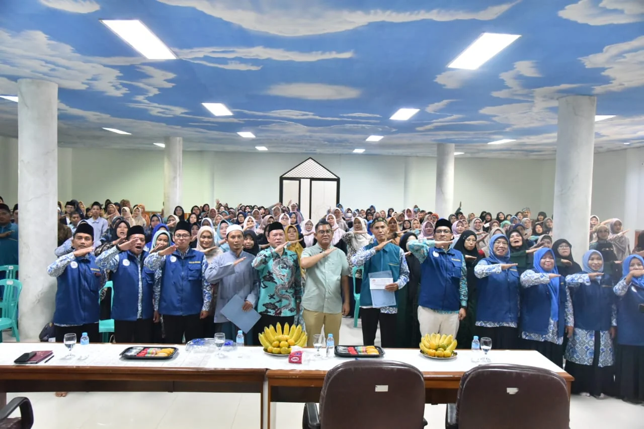 Sekretaris Daerah Kabupaten Kuningan, Uu Kusmana menghadiri Seminar Guru Lembaga Pendidikan Al-Qur’an.Ist