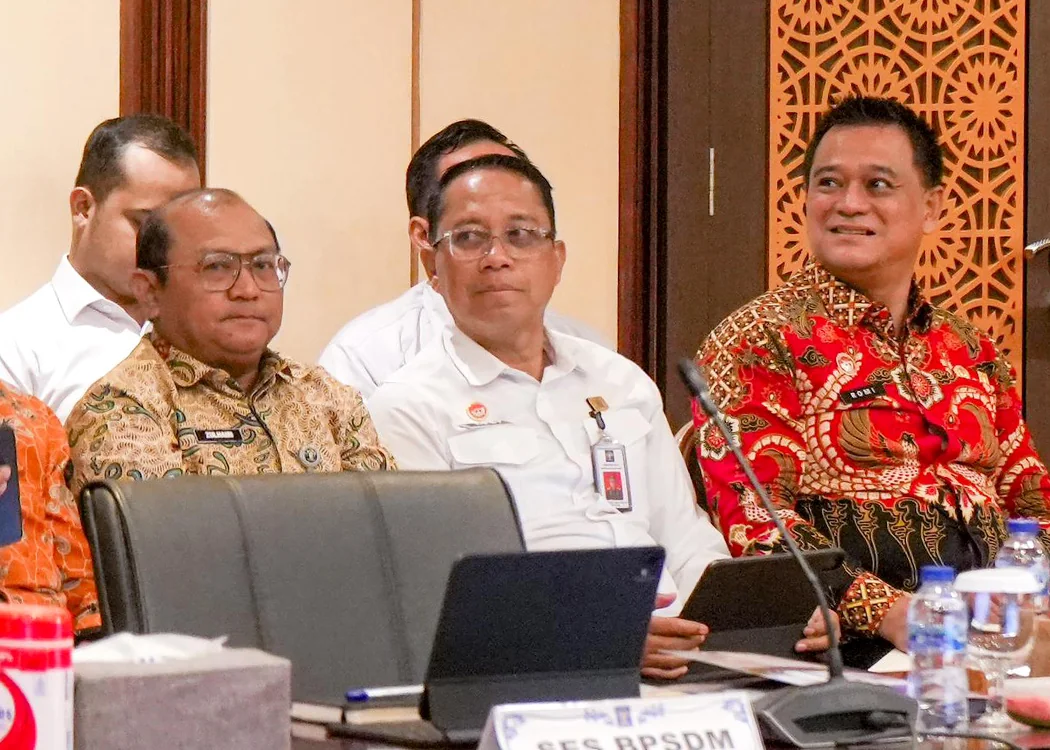 Kepala Kantor Wilayah Asep Sutandar mengikuti rapat secara langsung yang dipimpin oleh Sekretaris Jenderal Nico Afinta.Ist