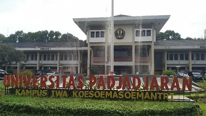 Universitas Padjadjaran (Unpad) memilih sikap berhati-hati terhadap isu izin tambang bagi perguruan tinggi.