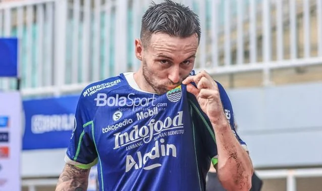 Persib Bandung vs Persis Solo: Janji Marc Klok kepada Pemain yang Pergi