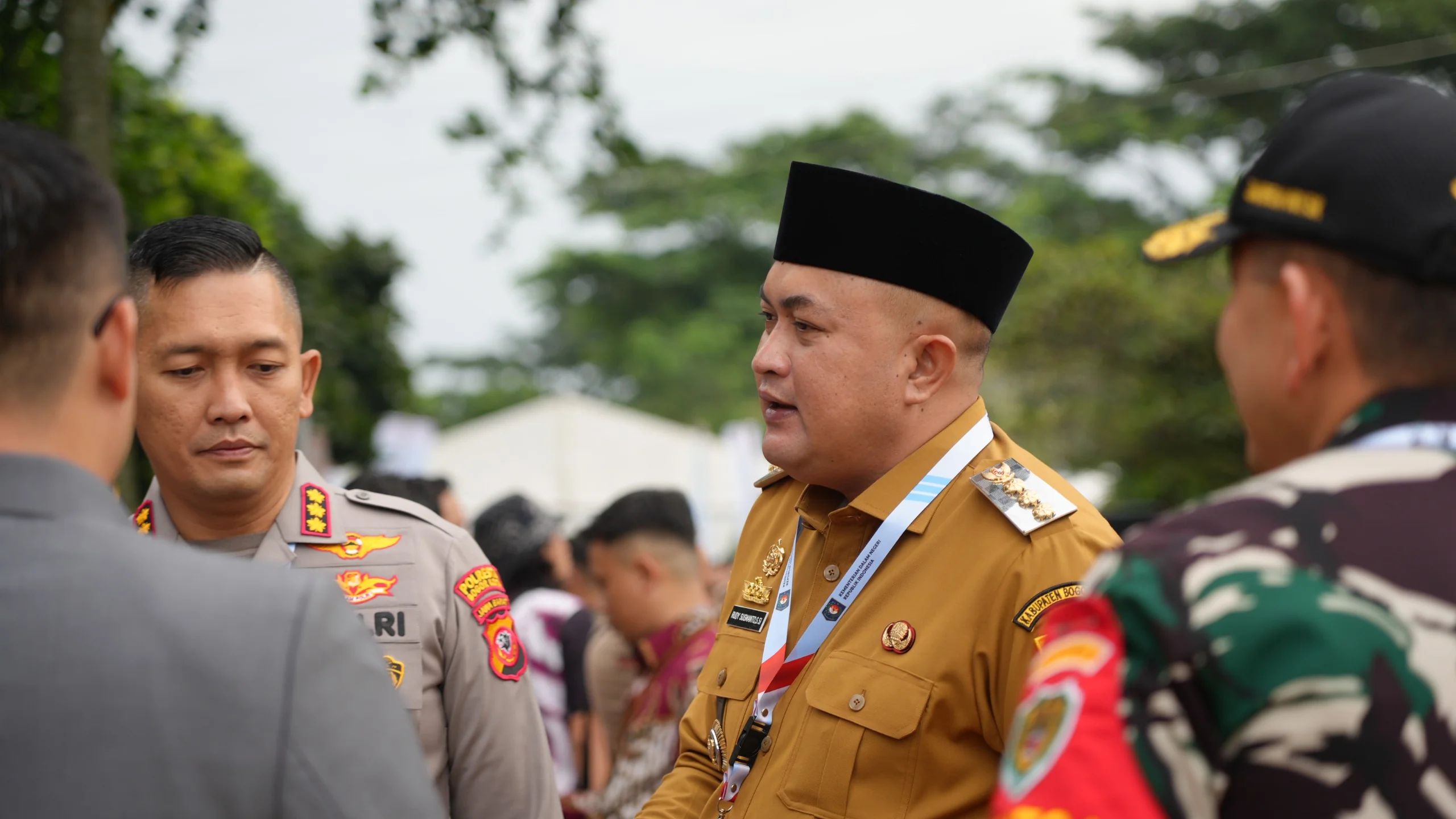 Bupati Bogor, Rudy Susmanto mengikuti arahan Presiden Republik Indonesia Prabowo Subianto dalam Rapat Koordinasi Nasional (Rakornas) Pemerintah Pusat dan Daerah Tahun 2026 di Sentul International Convention Center.Dok-Diskominfo Kab Bogor