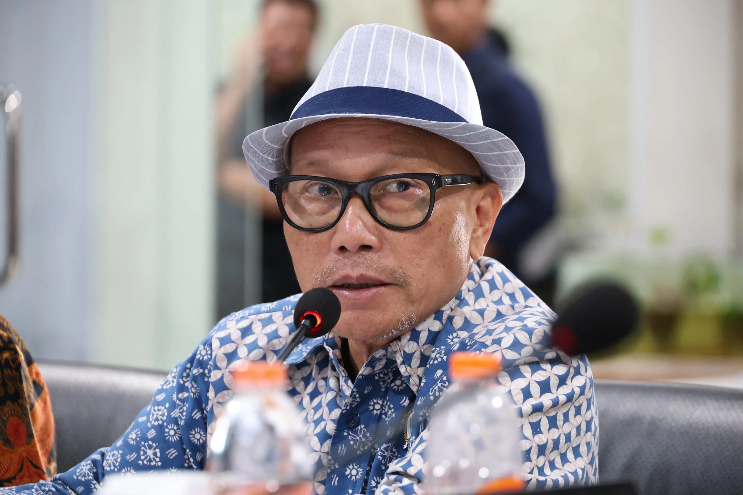 Ketua DPRD Provinsi Jawa Barat, Dr Buky Wibawa M Si