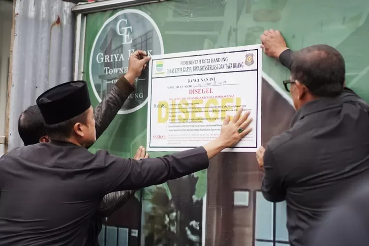Pemkot Bandung Tegas Tertibkan Proyek Perumahan Tak Berizin di Gumuruh