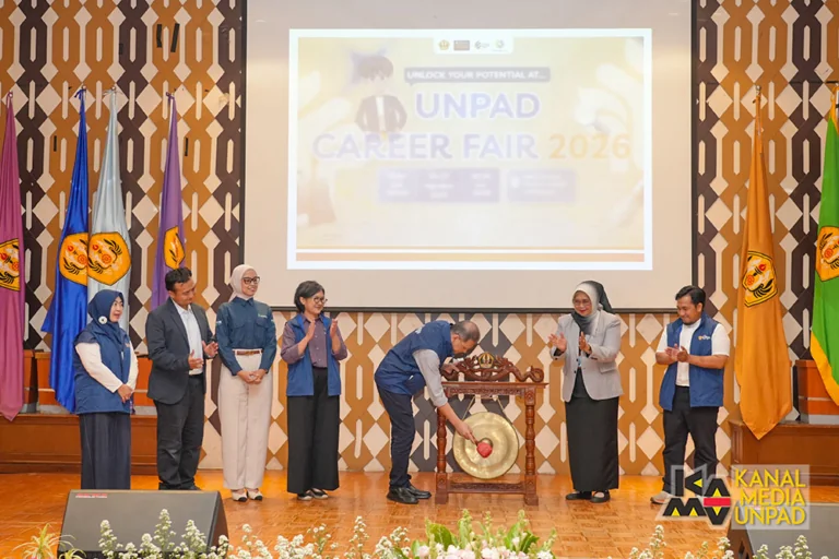 Unpad-Career-Festival-Jalasena-1-768x512