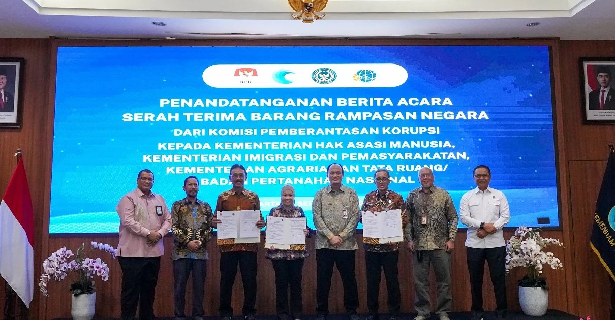 Komisi Pemberantasan Korupsi (KPK) kembali mengoptimalkan pemanfaatan aset hasil tindak pidana korupsi melalui penetapan status penggunaan (PSP) barang rampasan negara kepada tiga kementerian.Dok-Humas KPK