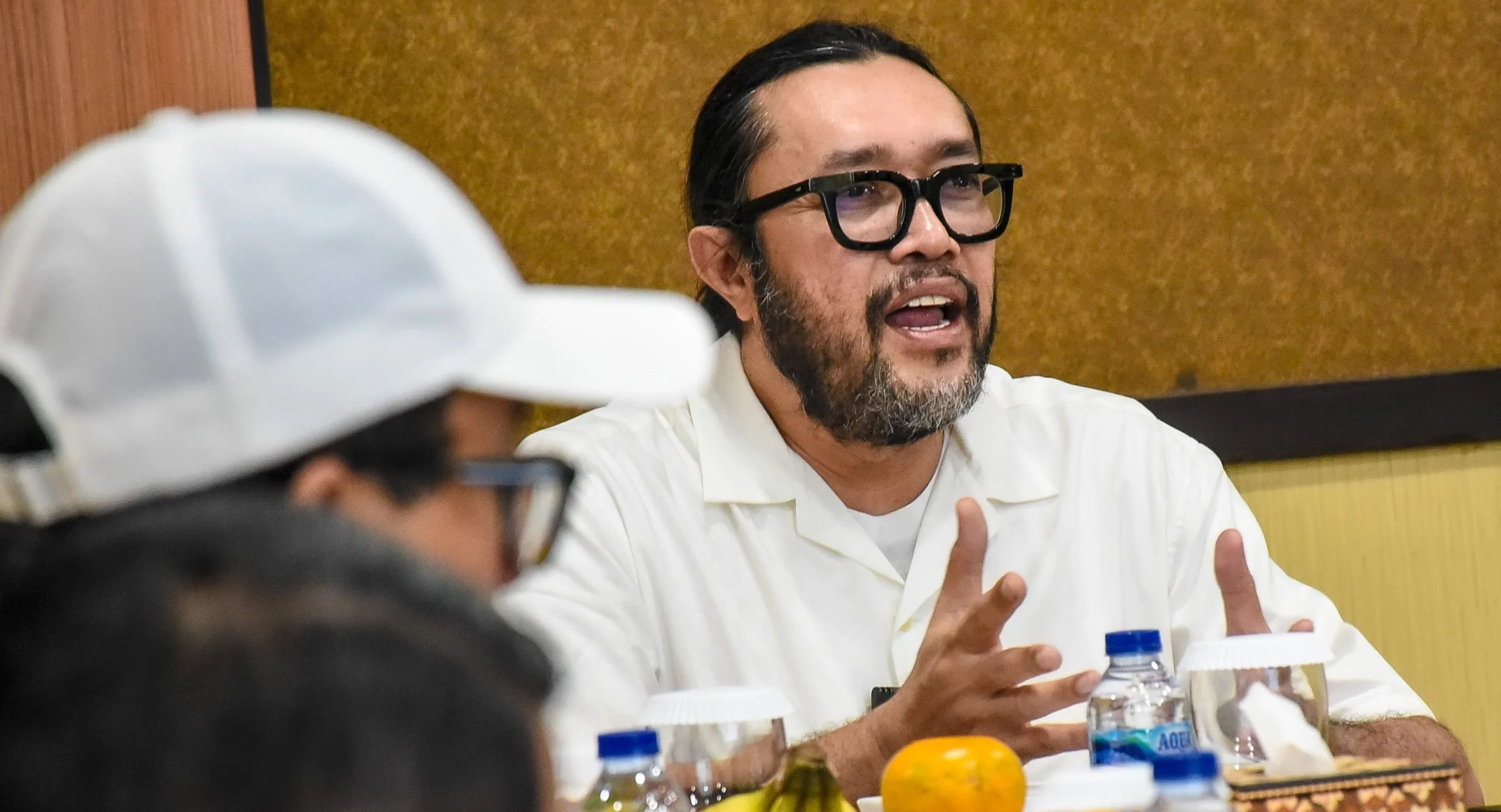 Koordinator Komisi I sekaligus Wakil Ketua DPRD Provinsi Jawa Barat, Ono Surono