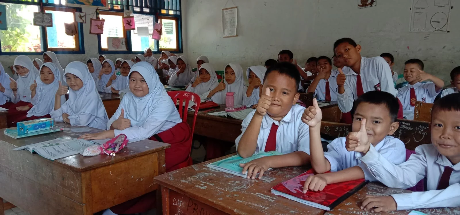 Libur sekolah menjadi momen yang paling ditunggu-tunggu oleh siswa.