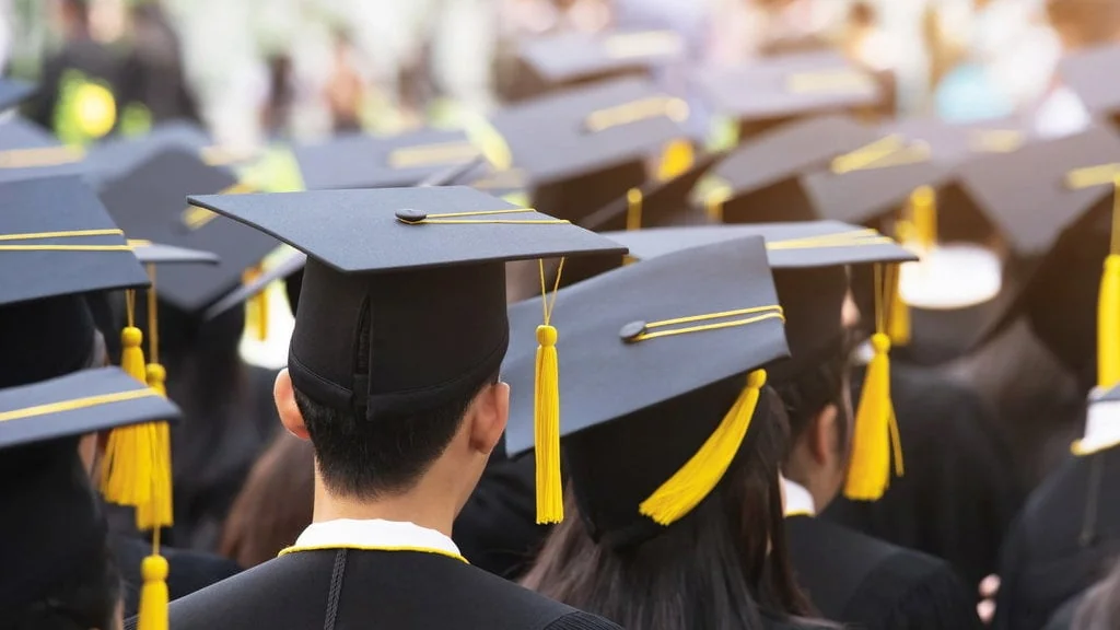 Pelarangan Wisuda Sekolah di Jabar, Ini Tanggapan Mendikdasmen dan Disdik Jabar