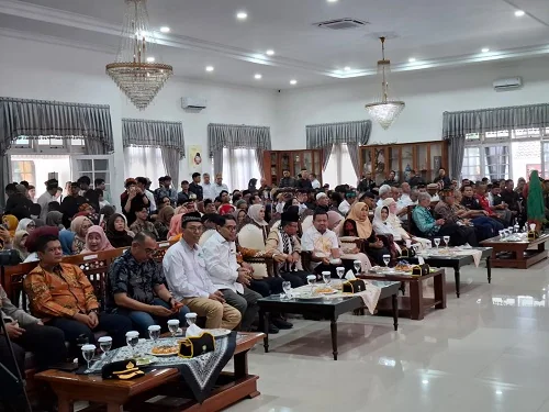 Bupati Sumedang Dony Ahmad Munir menghadiri Silaturahmi Akbar, Halal Bihalal, dan Milad ke-75 Keluarga Masyarakat Aceh Bandung (KAMABA) yang digelar di Gedung Negara.Dok-Diskominfosanditik Sumedang