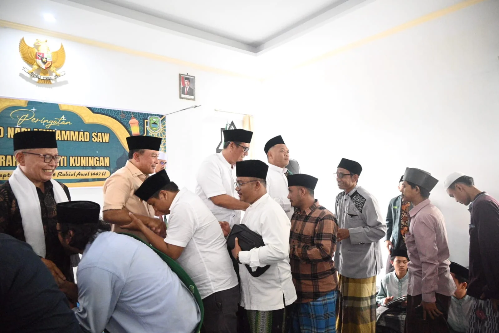 Bupati Kuningan Dr. H. Dian Rachmat Yanuar, M.Si, Wakil Bupati Tuti Andriani, SH. M.Kn, Pj Sekda Dr. Wahyu Hidayah, M.Si,Ist