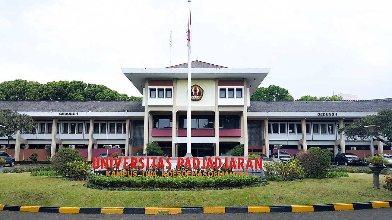 Susi Pudjiastuti Tolak KJA di Pangandaran, Alumni Unpad Meradang Disebut “Bodoh”