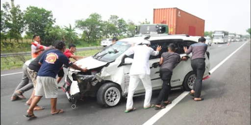 Jalan Lebih Kecam daripada Bencana Alam, Dedi Mulyadi: Korban Kecelakaan di Jabar Capai 3.300 Jiwa