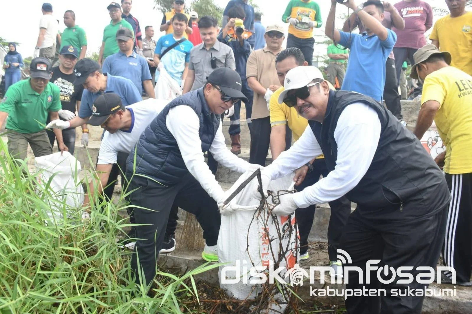 Bupati Sukabumi Asep Japar, didampingi Wakil Bupati Andreas dan Sekretaris Daerah Ade Suryaman.Dok- Bidang IKP_Diskominfosan