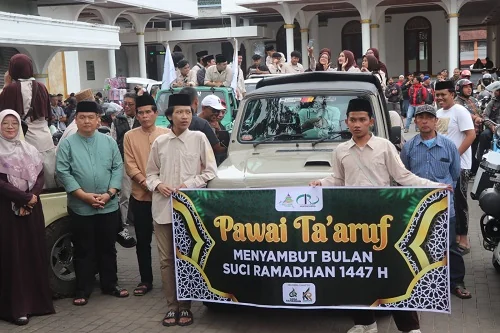 Menyambut datangnya bulan Ramadan 1447 H digelar  Pawai Ta’aruf  keliling Sumedang kota dengan start  dan finis di halaman Masjid Agung Sumedang.Dok-Diskominfosanditik Sumedang