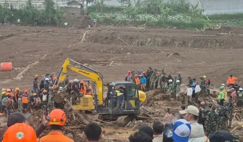 Badan Geologi Peringatkan Ancaman Longsor Susulan di Cisarua KBB