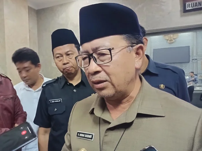 Bupati Cianjur, Herman Suherman.