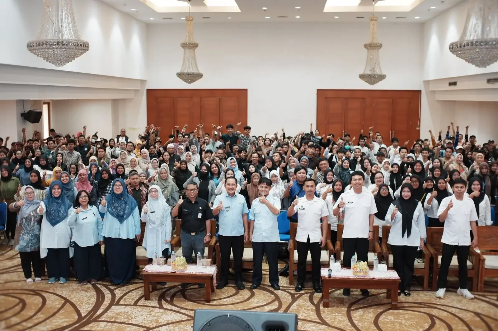 Penjamah pangan SPPG Kota Depok yang mengikuti pelatihan keamanan pangan. (Foto: JD 01/Diskominfo Depok).