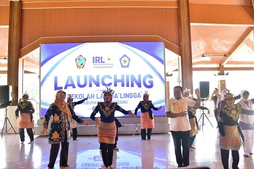 Sekolah Lansia “LINGGA” Kabupaten Sumedang Tahun 2026 yang diresmikan Bupati Sumedang Dony Ahmad Munir bertempat di Pendopo PPS.Dok-Diskominfosanditik Sumedang