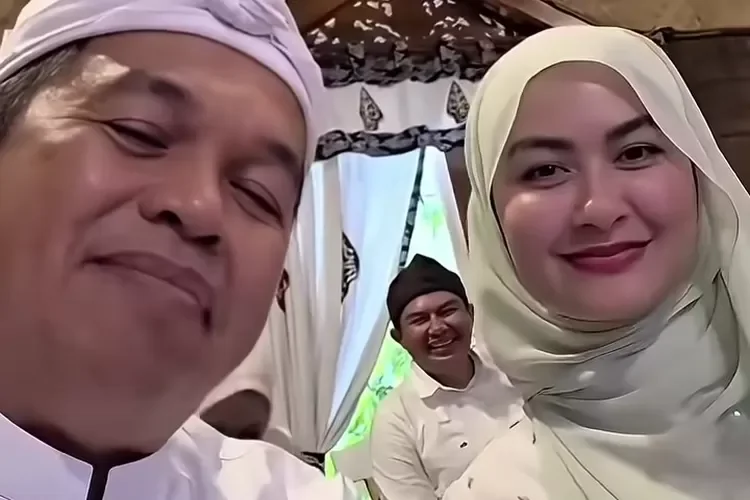 DEDI MULYADI JATUH CINTA!  Perasaannya Tercurah pada Syefura Muda, Anggota Dewan Malaysia
