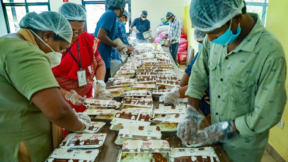 Bupati Bogor Sebut Program MBG Mampu Menggerakkan Ekonomi Lokal