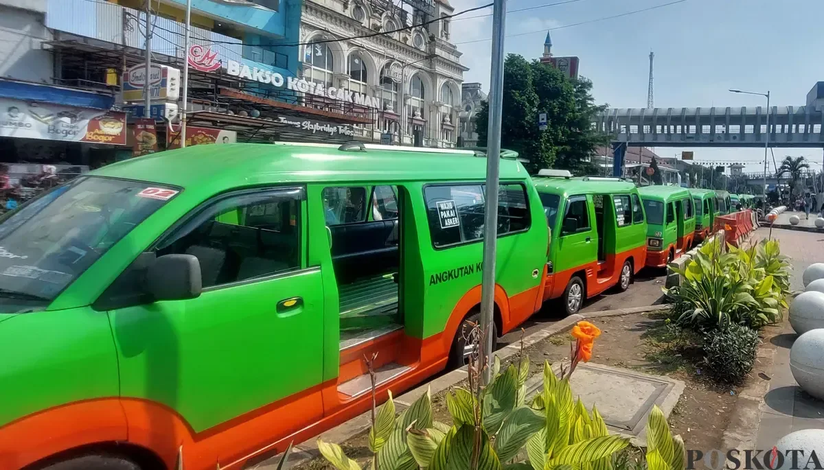 1.940 Angkot Usia 20 Tahun Dilarang Operasi, Ganti Angkot Listrik