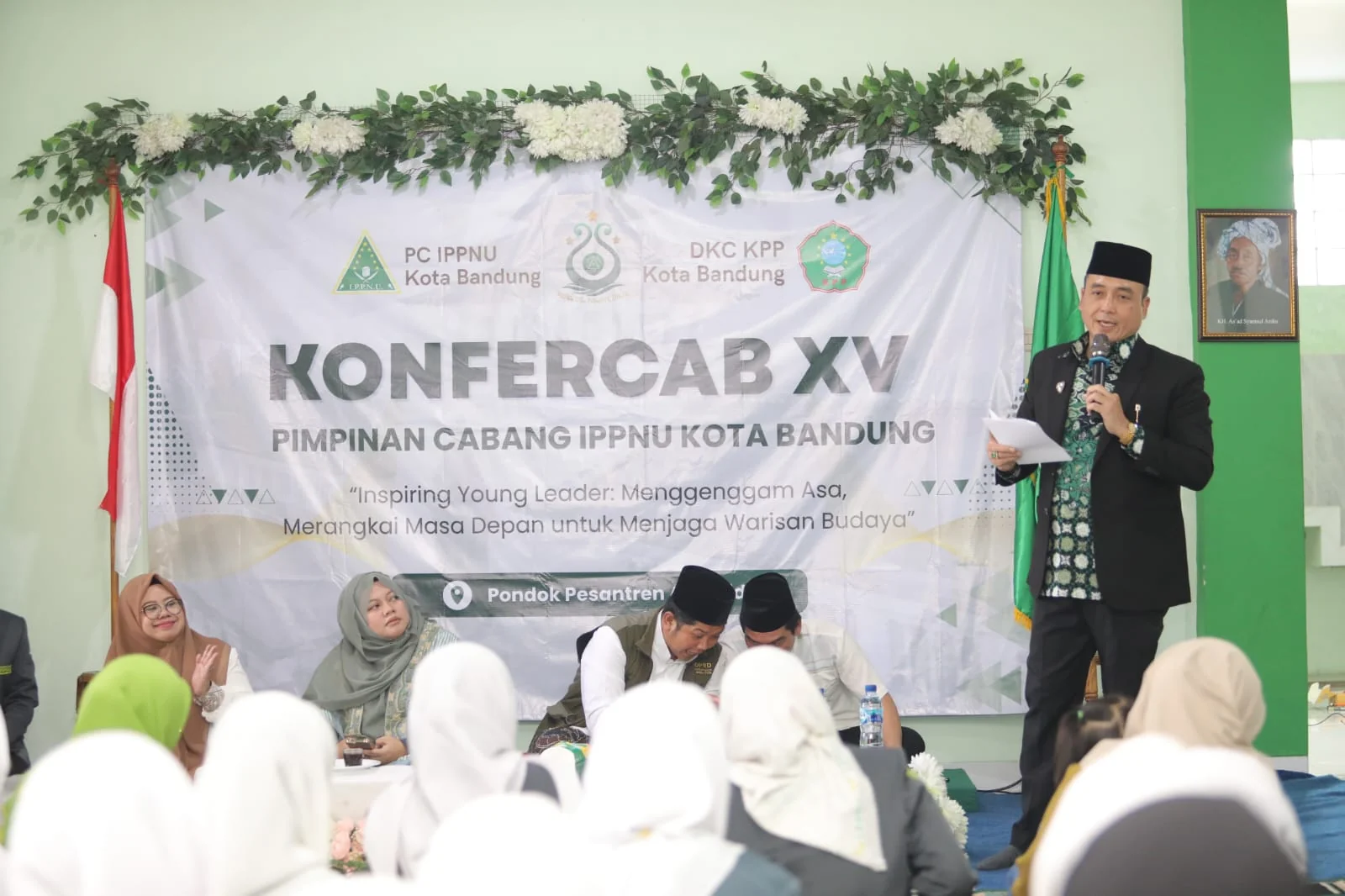 Wakil Wali Kota Bandung, Erwin mengajak para kader IPPNUuntuk menjadi pelita bagi generasi muda.Ist