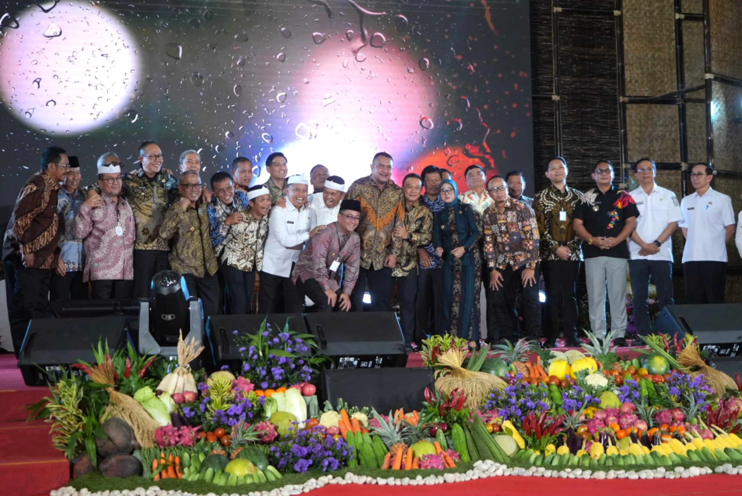 Bupati Bogor, Rudy Susmanto, menghadiri High Level Meeting Musyawarah Perencanaan Pembangunan (Musrenbang) Provinsi Jawa Barat RKPD 2027, yang dipimpin Gubenur Jabar Kang Dedi Mulyadi.Dok-Diskominfo Kab Bogor