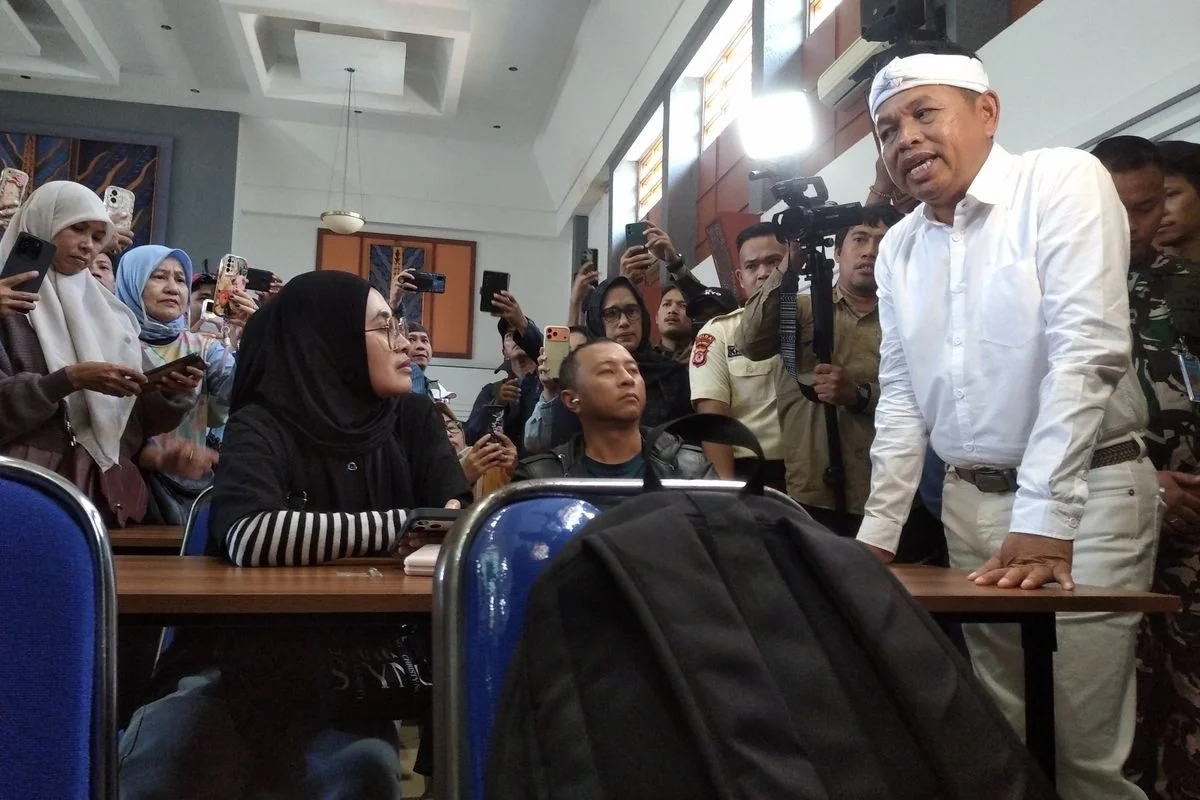Pelanggaran SPMB 2026, Orang Tua Siswa Laporkan Disdik Jabar ke Ombudsman