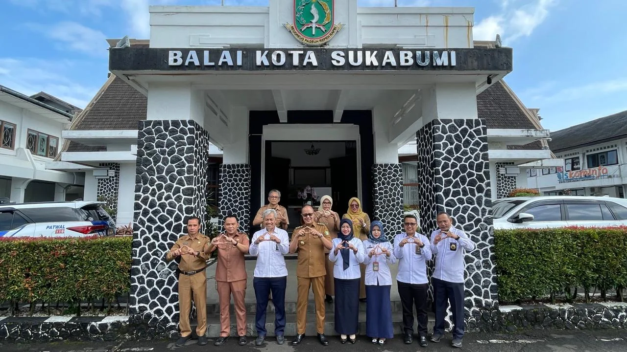 Wali Kota Sukabumi Ayep Zaki dan Ketua Pengadilan Agama Elis Marliani.Ist