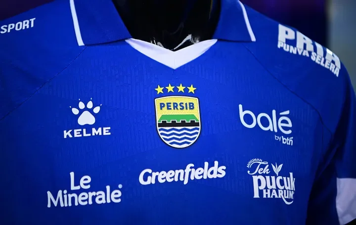 Lelang Jersey Persib, Raffi Ahmad Sumbang Rp150 Juta untuk Longsor Cisarua KBB