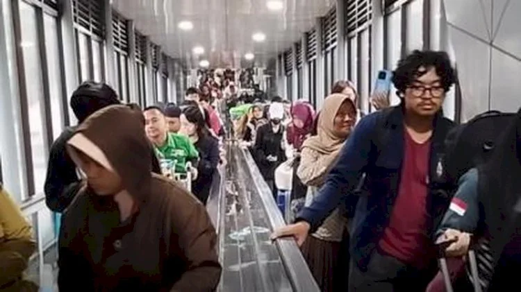 Walkot Bandung Farhan Sebut 30 Ribu Penumpang Tiba di Stasiun Setiap Hari