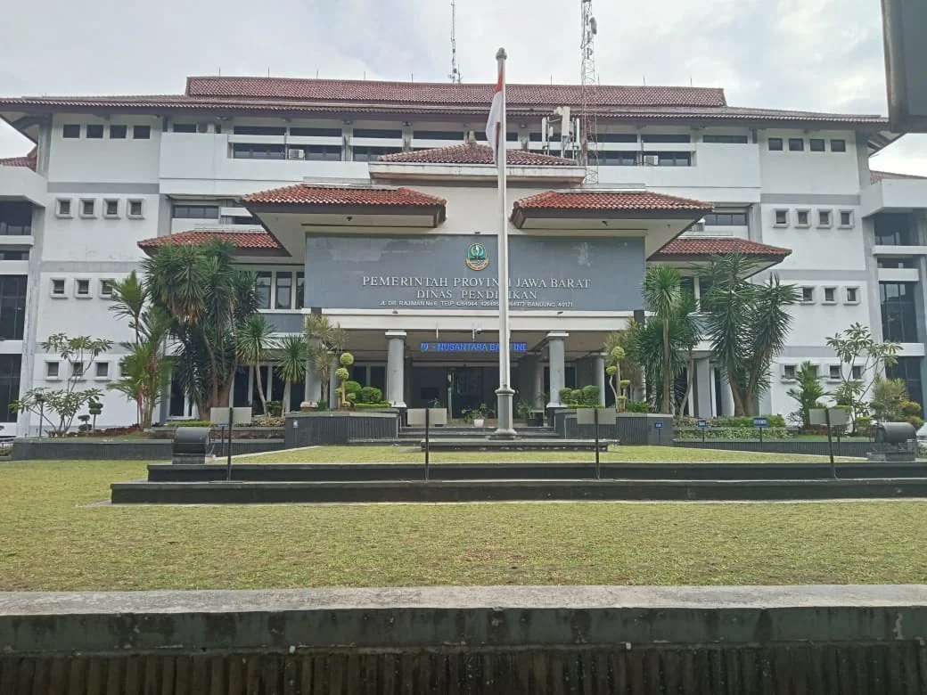 Dana hibah puluhan miliar dikelola Disdik Jabar pada APBD 2024 lalu. Dana hibah tersebut mengalir ke puluhan lembaga pendidikan di Jabar. (dok KS)