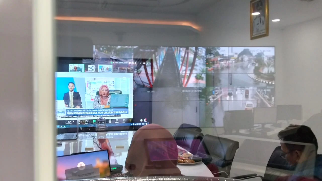 Diskominfo Kabupaten Kuningan terus memperkuat komitmennya dalam menghadirkan informasi yang akurat, transparan, dan mudah diakses oleh masyarakat.Ist