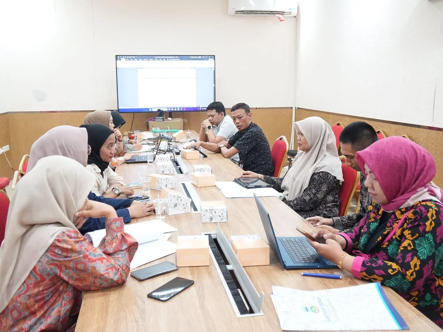 Plh. Kepala Divisi P3H, Nevrina Hastusti, menjelaskan bahwa kegiatan ini merupakan tindak lanjut atas arahan strategis dari Kepala Kantor Wilayah Kemenkum Jawa Barat, Asep Sutandar.Ist