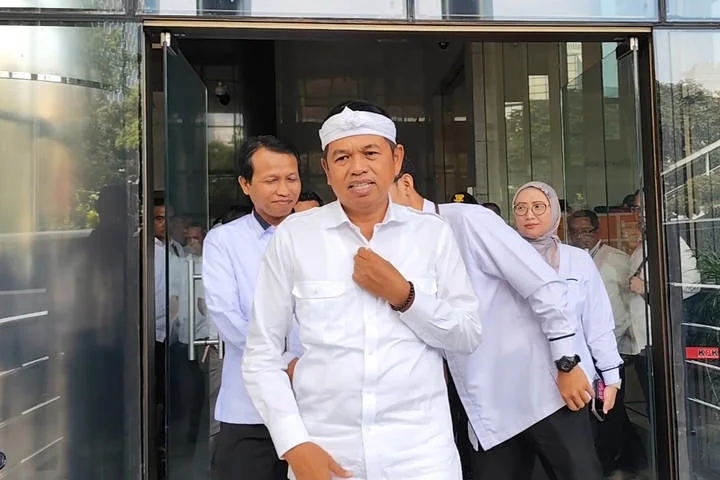 Gubernur Jawa Barat Dedi Mulyadi di Gedung Merah Putih KPK, Jakarta Selatan, Senin, 19 Mei 2025. (Foto Kumparan)